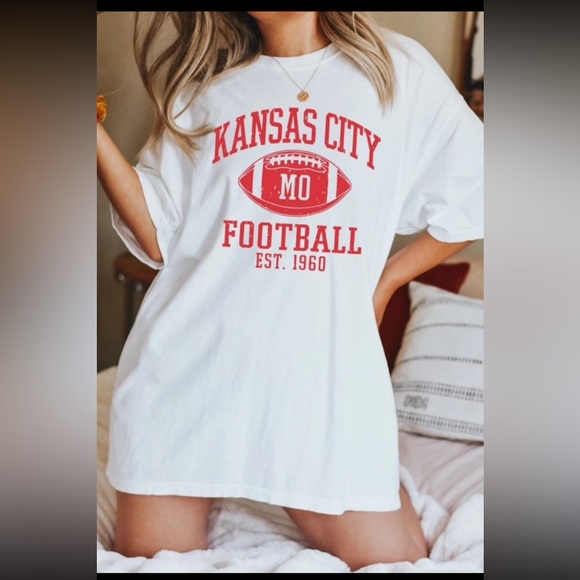 Kansas City Football Shirt - Picture 1 of 1